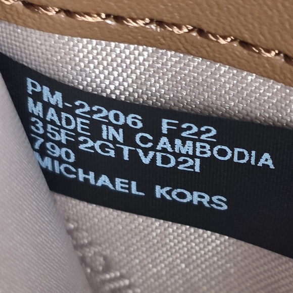 Michael Kors Jet Set Logo Medium Browm Card Case Wallet - Picture 4 of 6